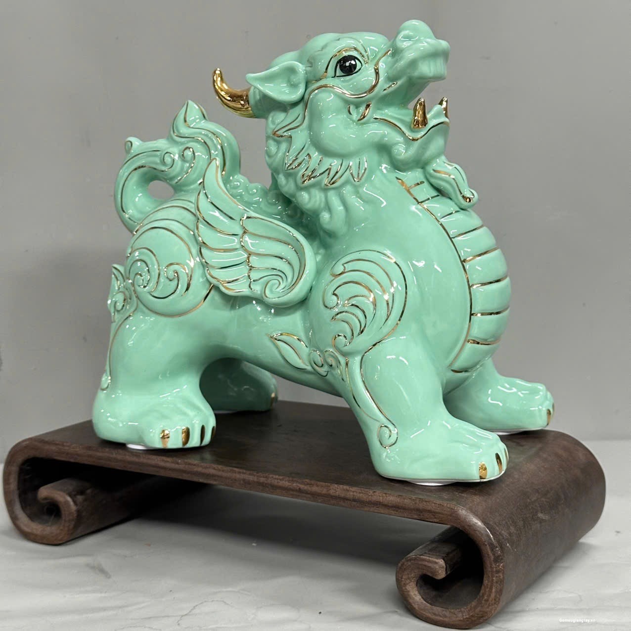 Tỳ hưu men ngọc