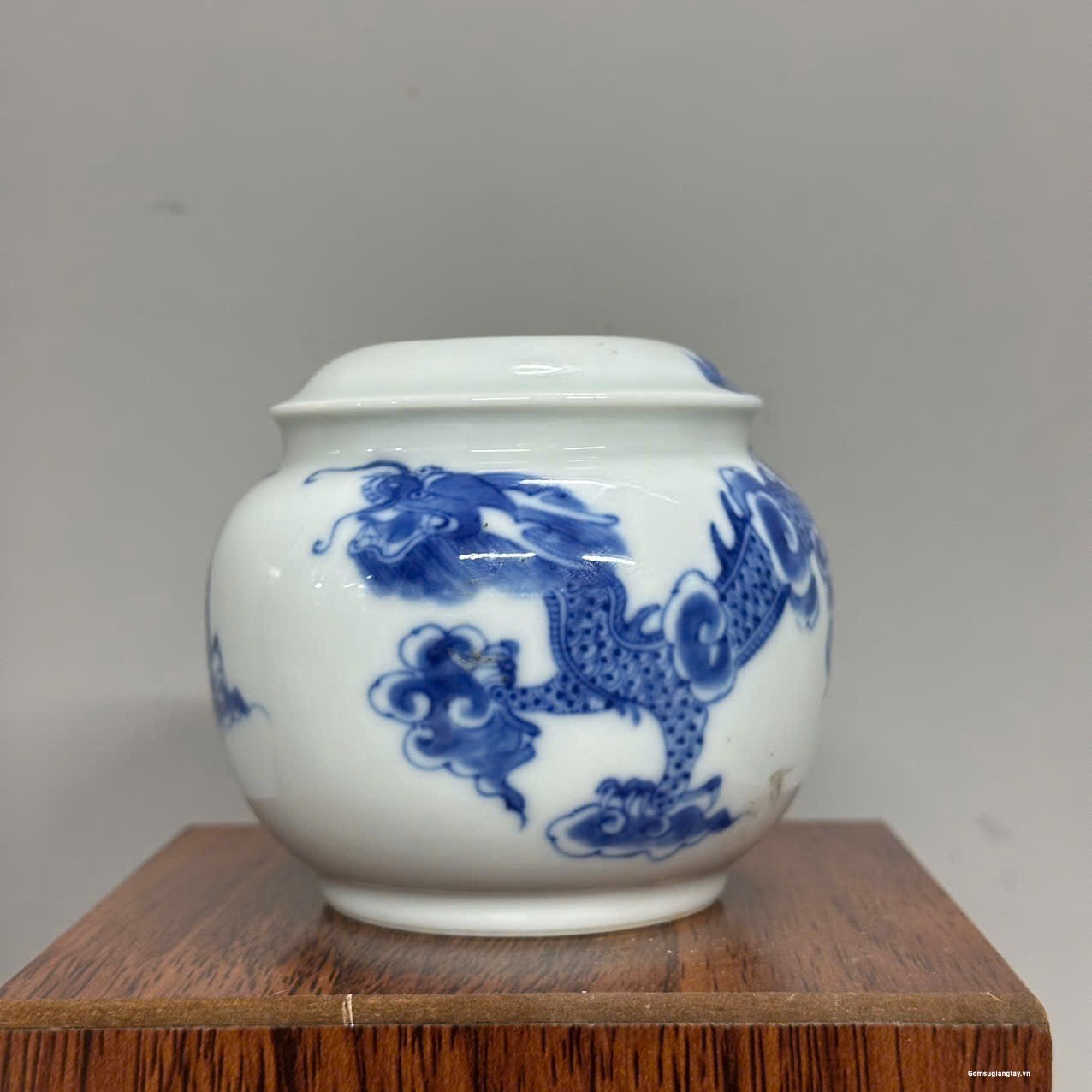 Điếu rồng cốt cũ